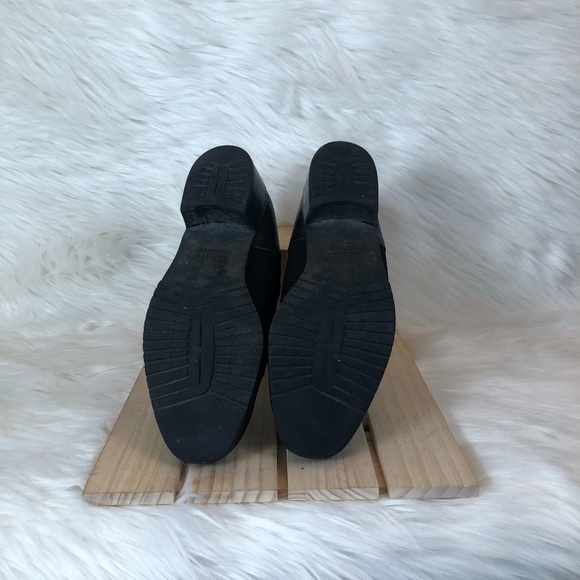 Munro American Stretch Fabric Block Chunky Heel - Picture 4 of 6